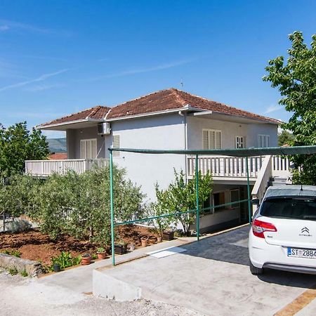 Flora Apartment Trogir Bagian luar foto